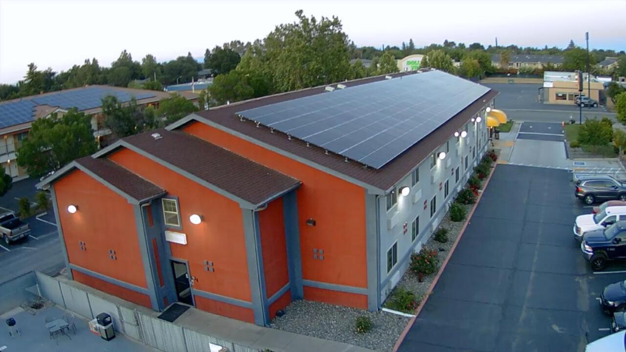 Super 8 by Wyndham Willows Zewnętrze zdjęcie